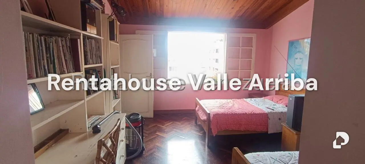 Casa en Lomas de Bello Monte, Caracas – 17