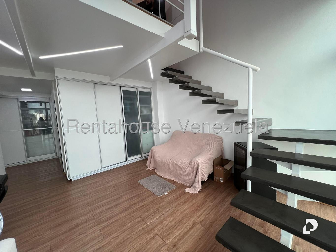 Apartamento en San Bernardino, Caracas – 23