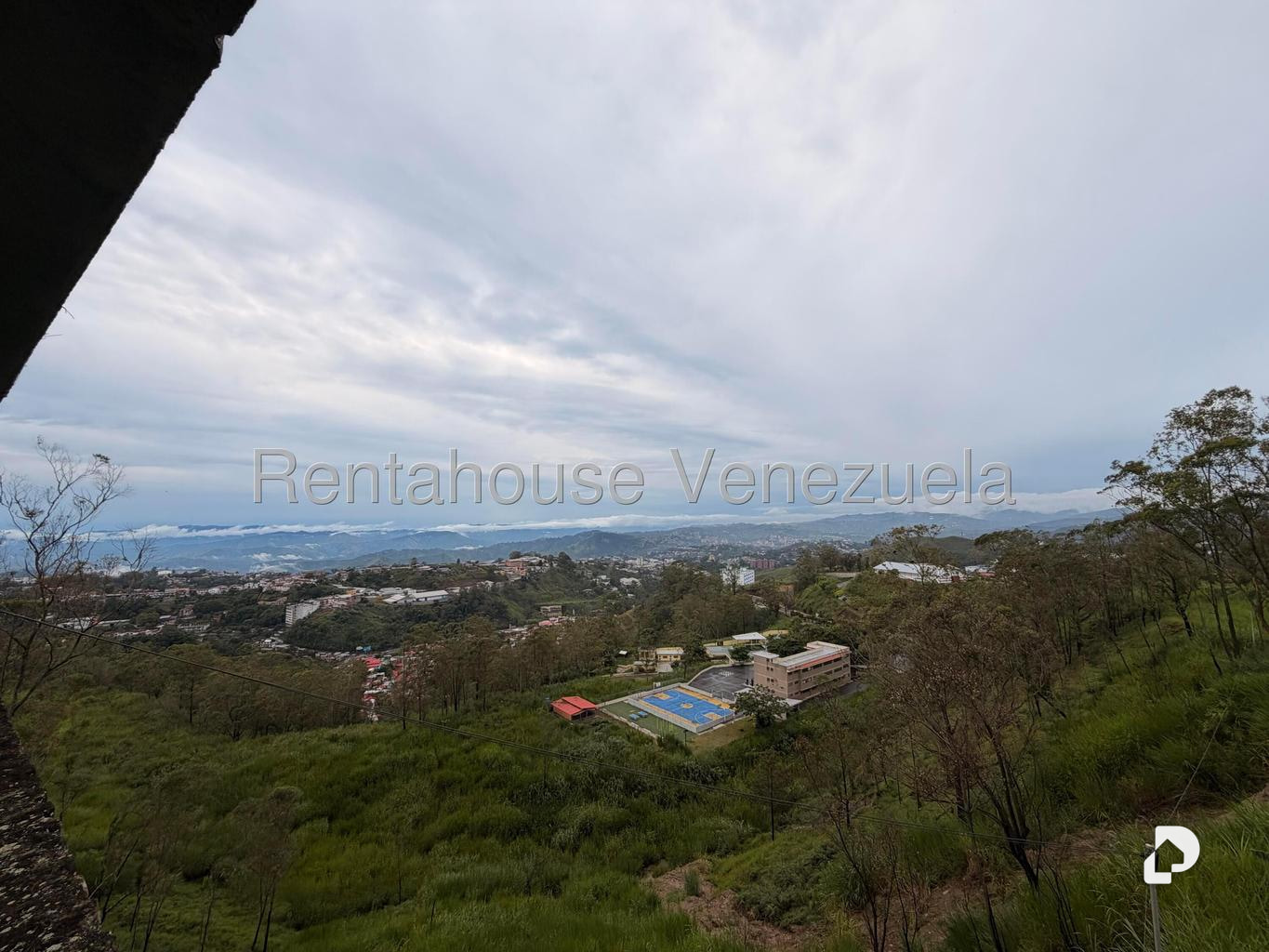 Apartamento en La Rosaleda, San Antonio de Los Altos – 16