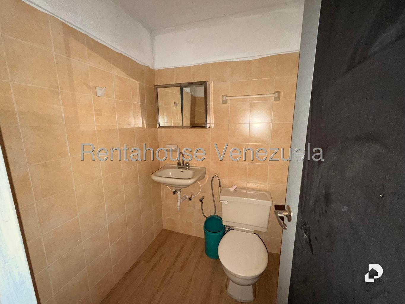 Apartamento en La Rosaleda, San Antonio de Los Altos – 12