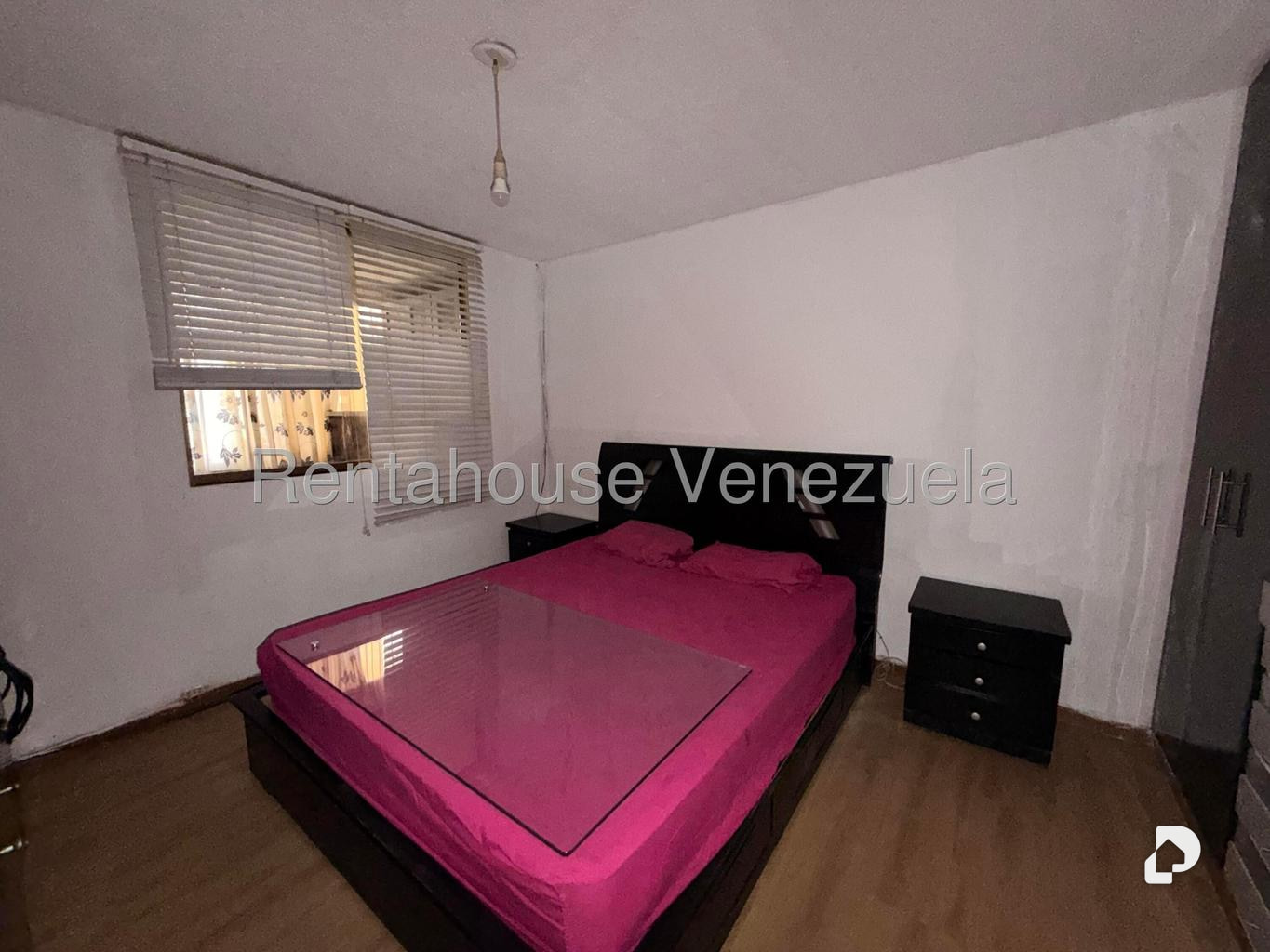 Apartamento en La Rosaleda, San Antonio de Los Altos – 9