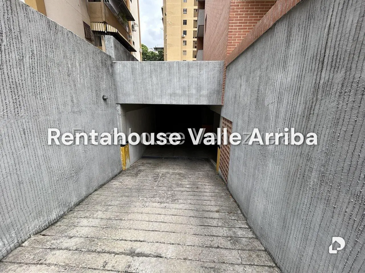 Apartamento en La Florida, Caracas – 29
