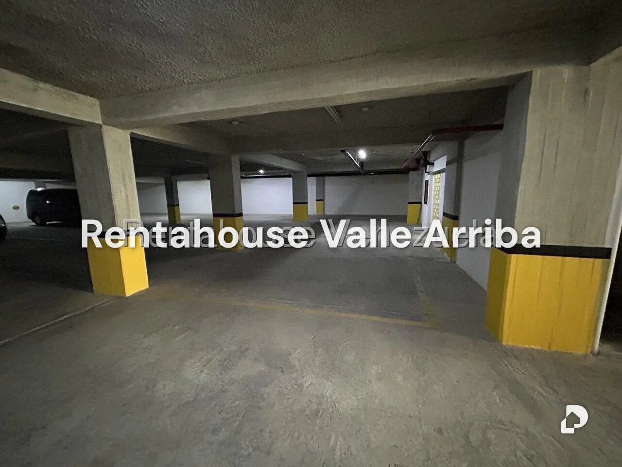 Apartamento en La Florida, Caracas – 30