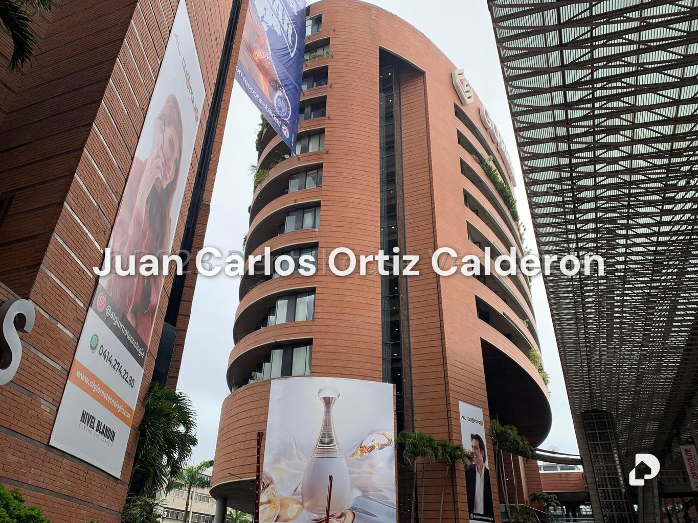 Oficina en La Castellana, Caracas – 1