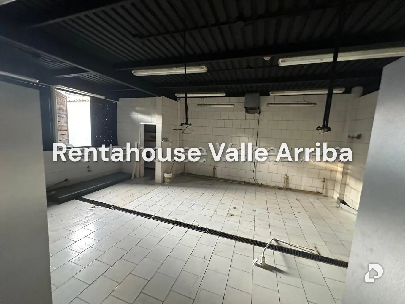 Local comercial en El Hatillo, Caracas – 13