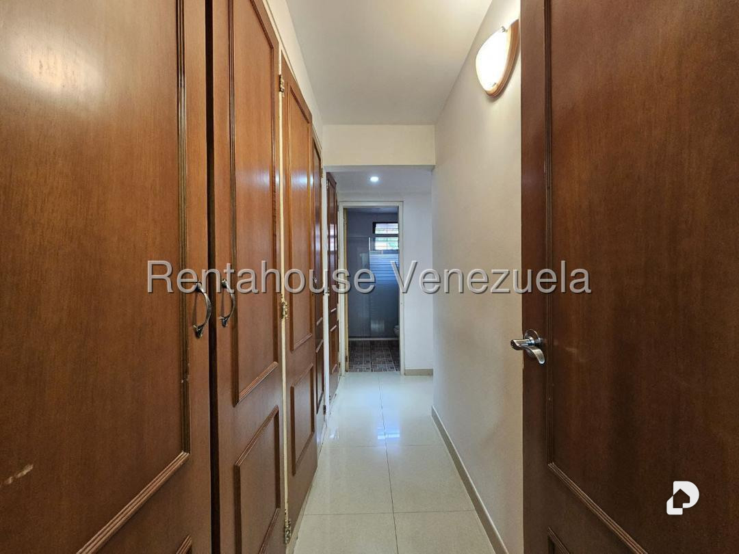 Apartamento en Colinas de La Tahona, Caracas