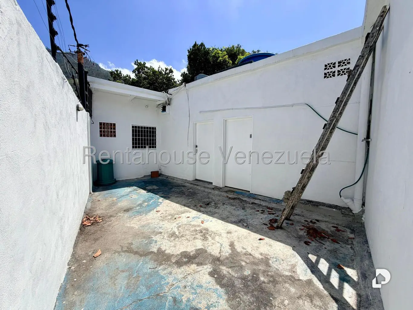 Commercial space in La Florida, Caracas – 21