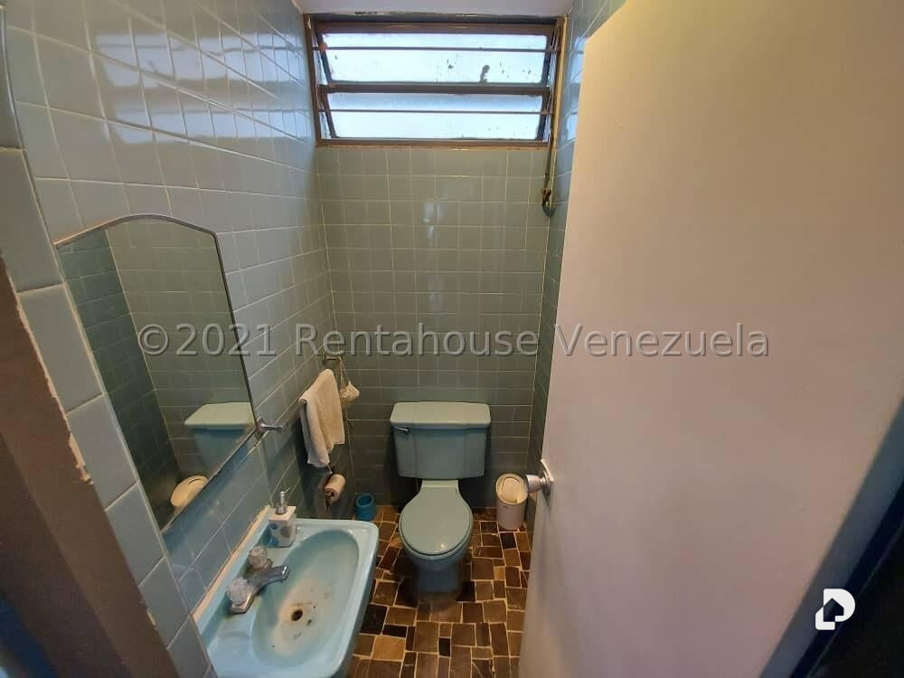 Casa en Colinas de Bello Monte, Caracas – 39