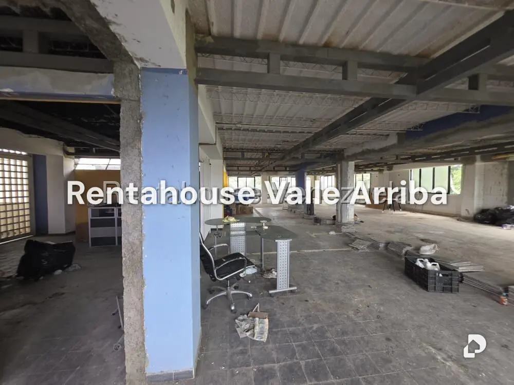Local comercial en La Bonita, Caracas – 12