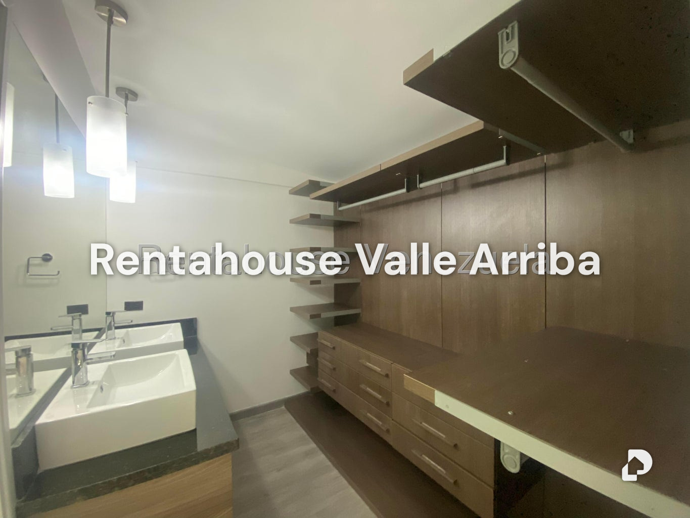 Apartamento en Lomas de La Alameda, Caracas – 11