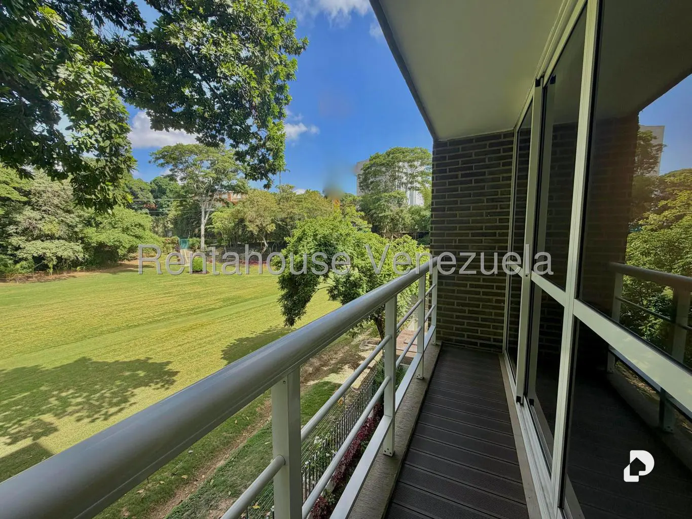 Apartamento en Los Naranjos de las Mercedes, Caracas – 5