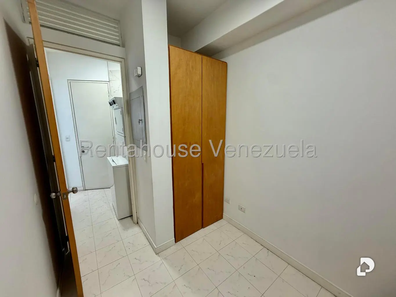 Apartamento en Los Naranjos de las Mercedes, Caracas – 19