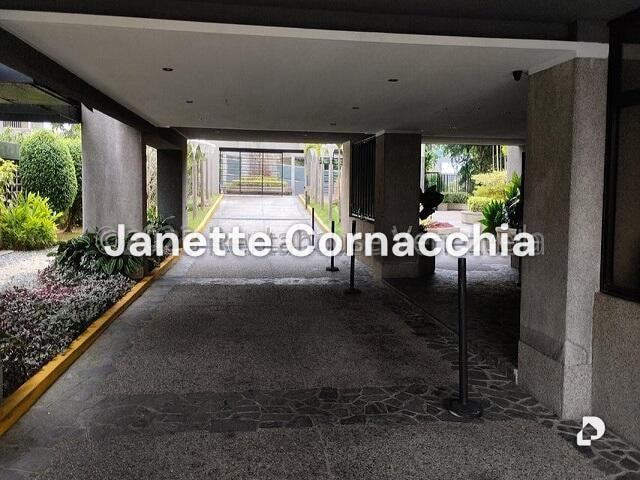Apartamento en El Hatillo, Caracas – 11