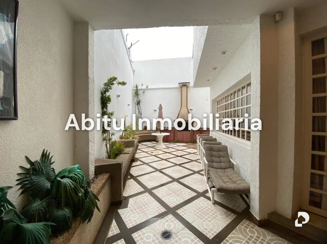 Casa en Los Palos Grandes, Caracas – 5