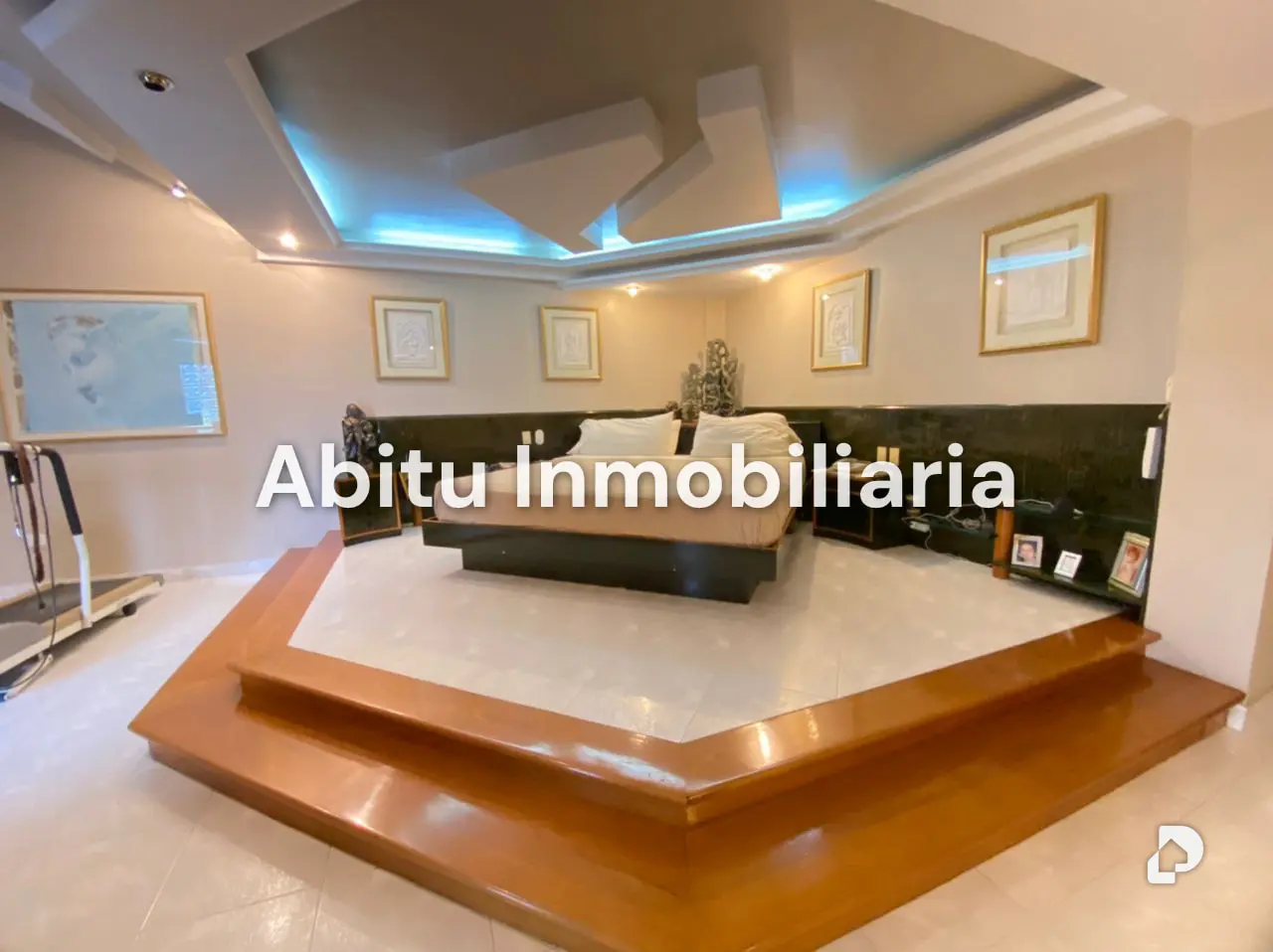 Casa en Los Palos Grandes, Caracas – 9