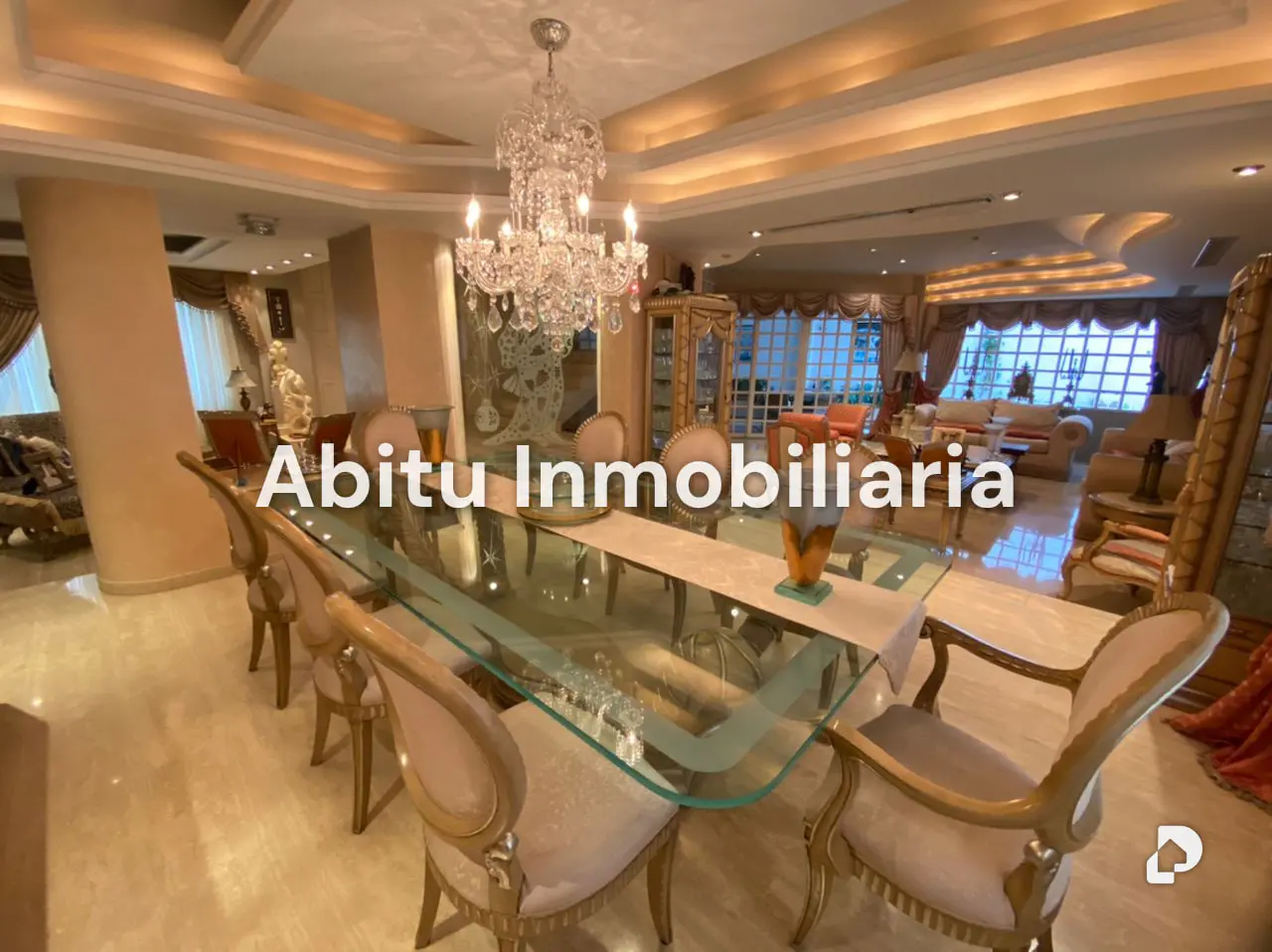 Casa en Los Palos Grandes, Caracas – 3