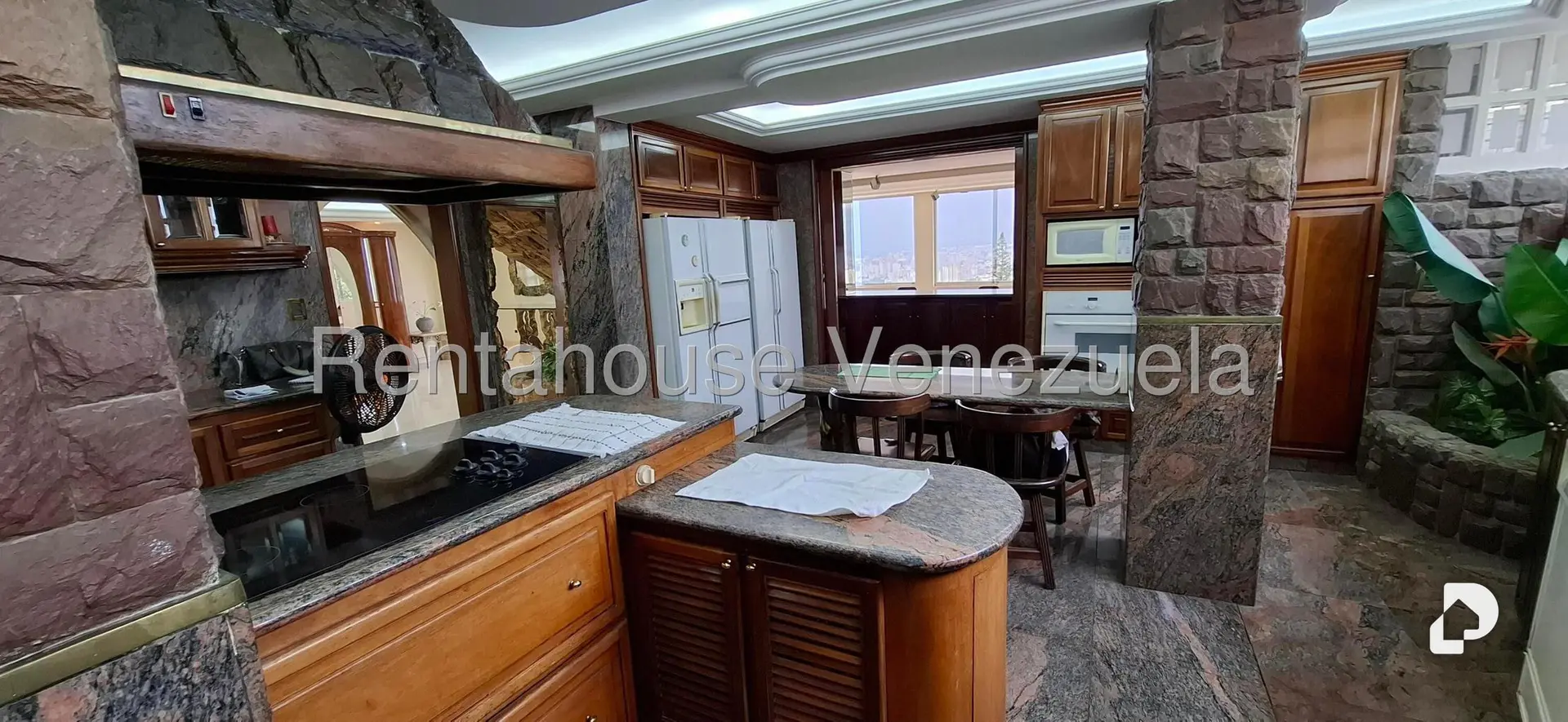 Casa en Macaracuay, Caracas – 12
