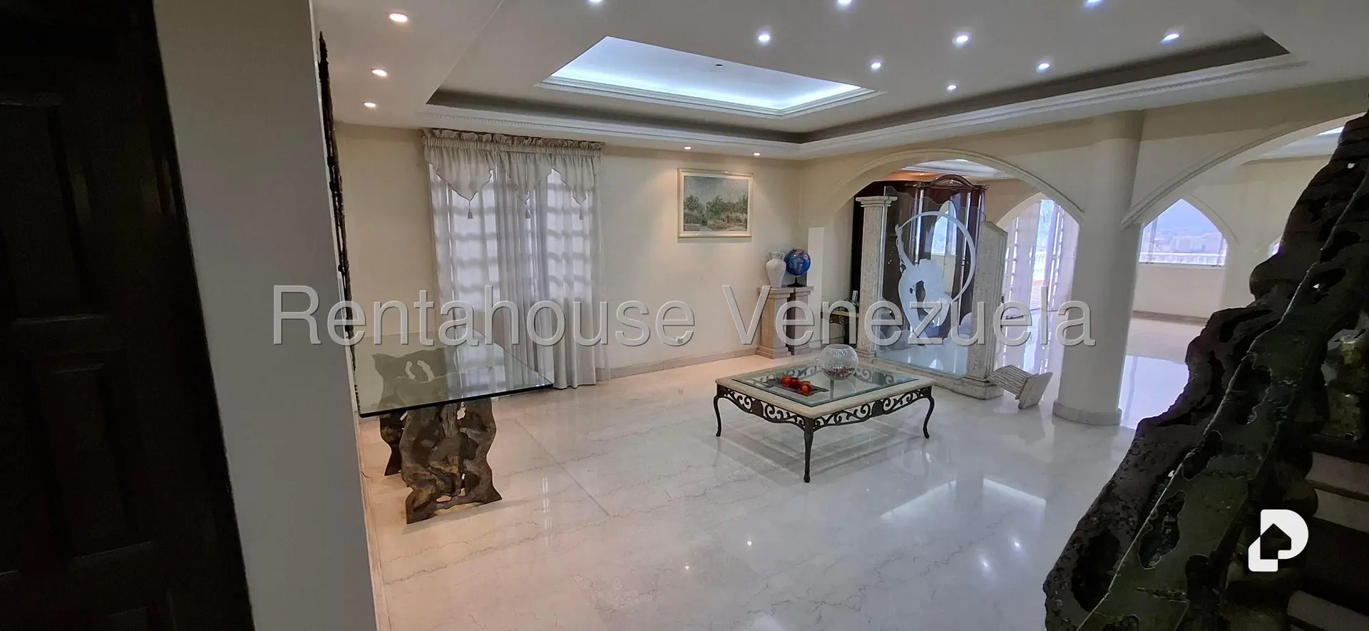 Casa en Macaracuay, Caracas – 19