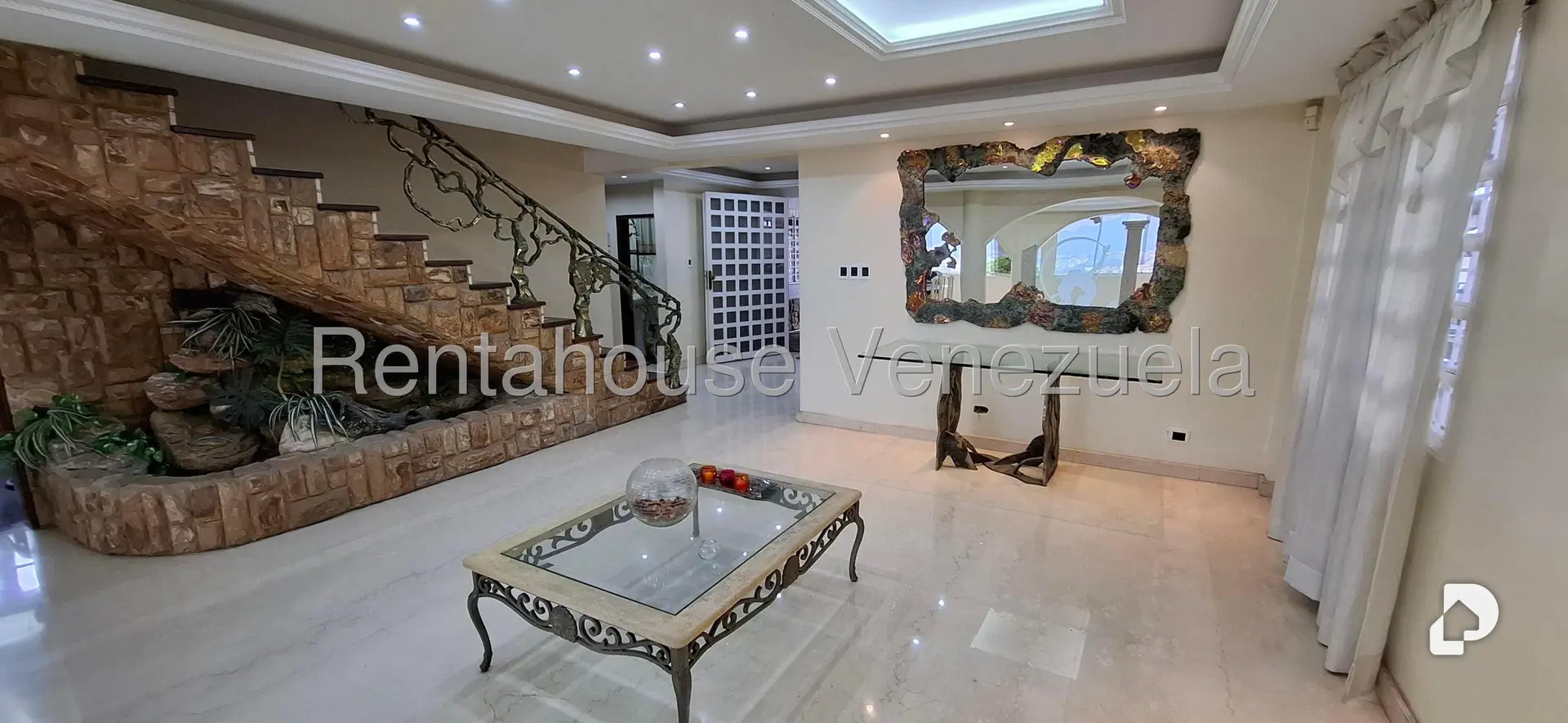 Casa en Macaracuay, Caracas – 17