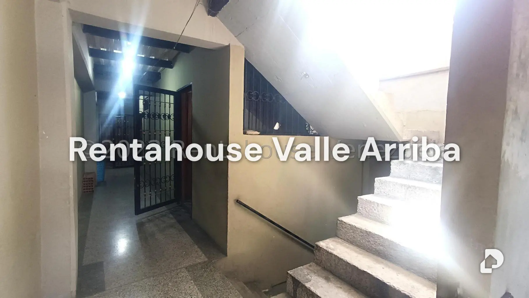 Local comercial en Los Rosales, Caracas – 13