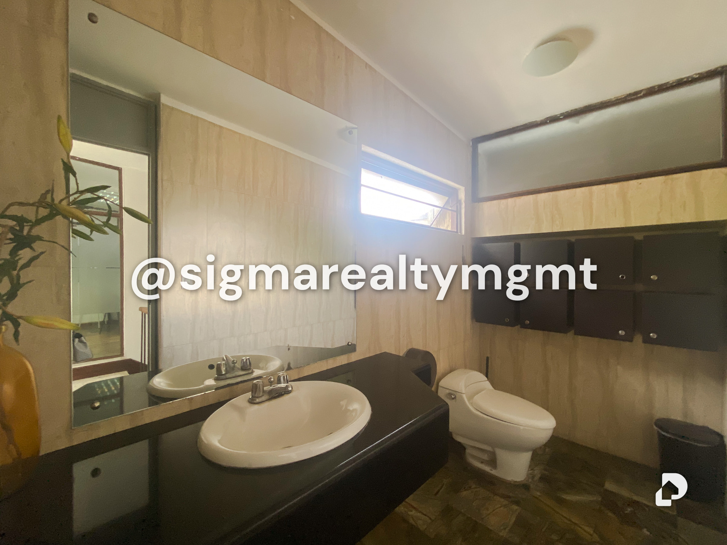 Office in Colinas de Bello Monte, Caracas – 21