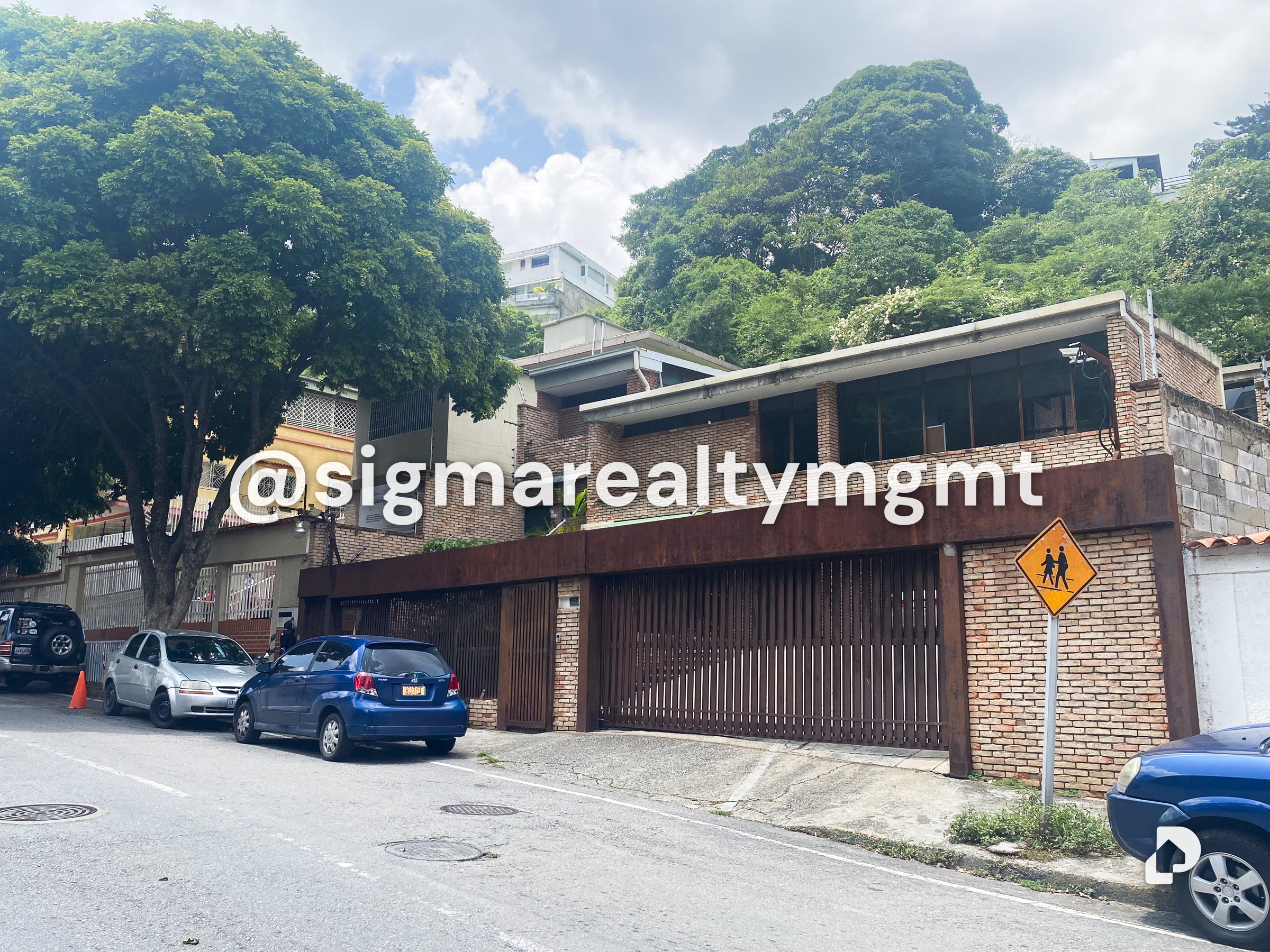 Office in Colinas de Bello Monte, Caracas – 2