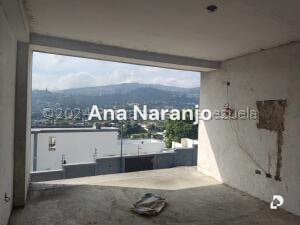 Casa en Prados del Este, Caracas – 28
