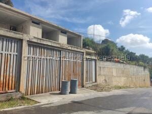 Casa en Prados del Este, Caracas - 1