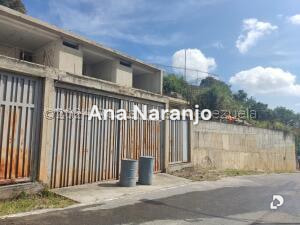 Casa en Prados del Este, Caracas – 1