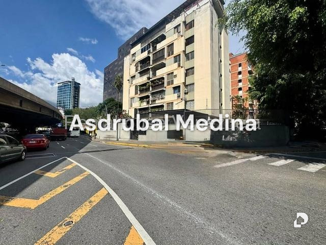 Apartamento en Las Mercedes, Caracas – 1