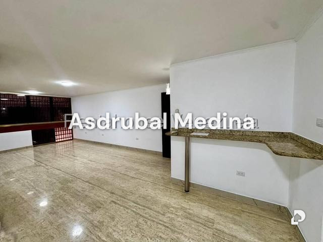 Apartamento en Las Mercedes, Caracas – 4