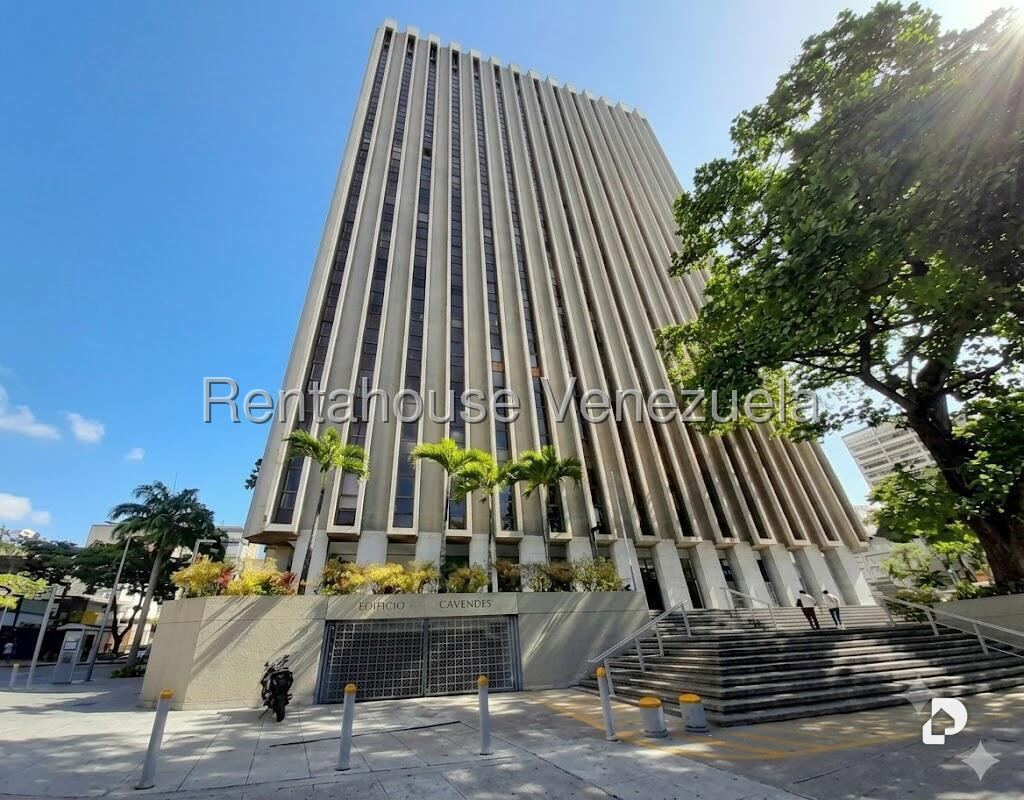 Oficina en Los Palos Grandes, Caracas – 1