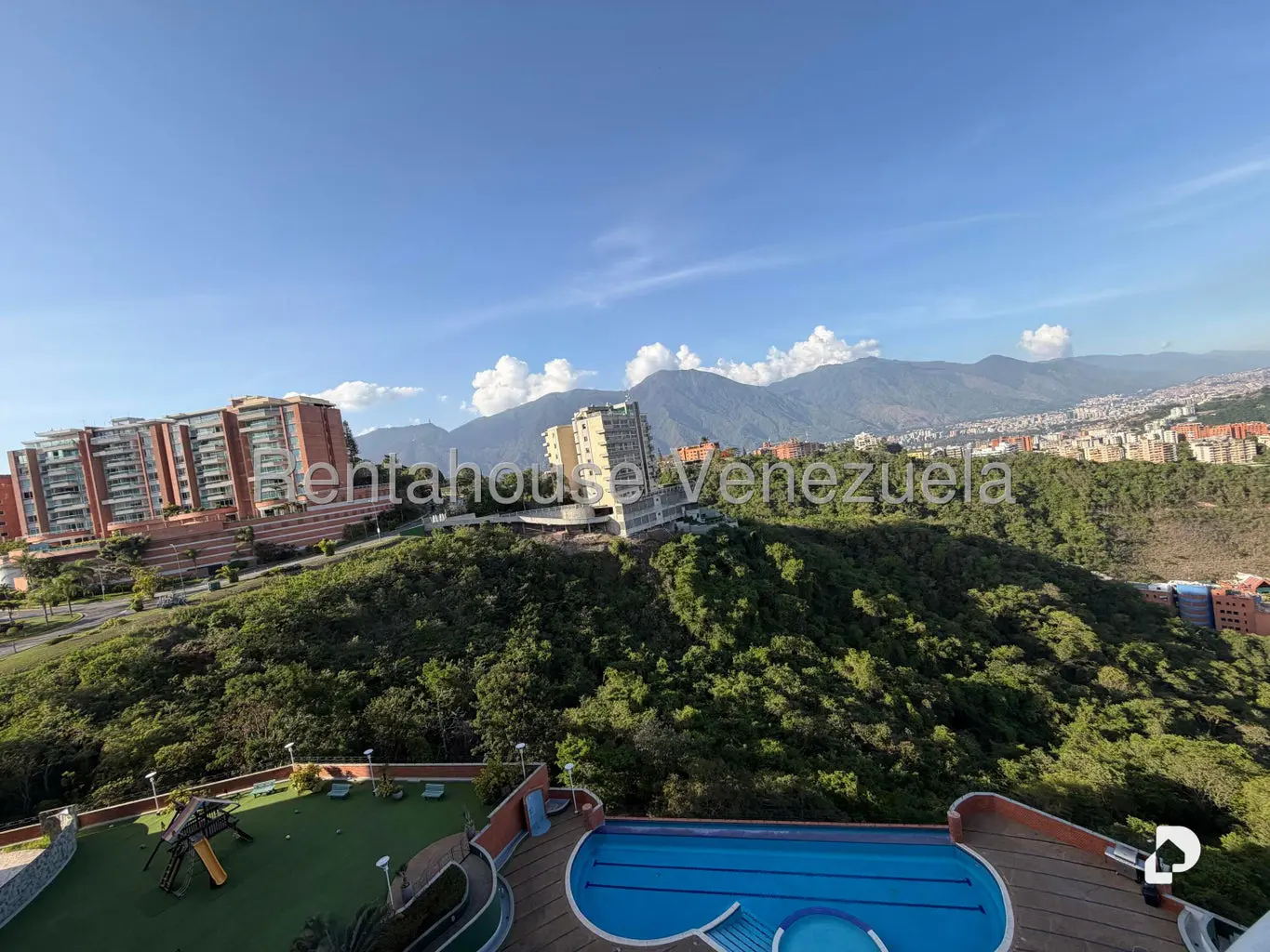 Apartamento en Mirador de Los Campitos I, Caracas – 30