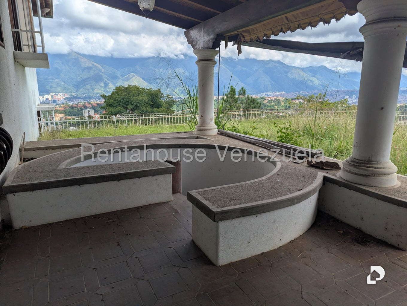 Casa en Cerro Verde, Caracas – 10
