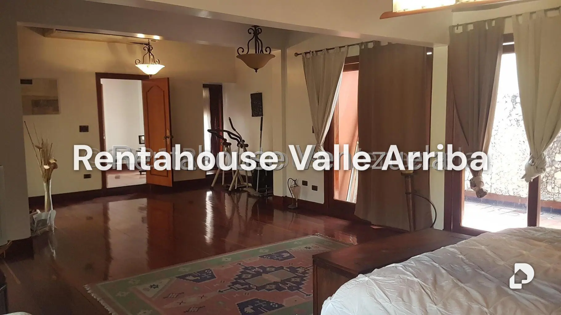 House in Prados del Este, Caracas – 25
