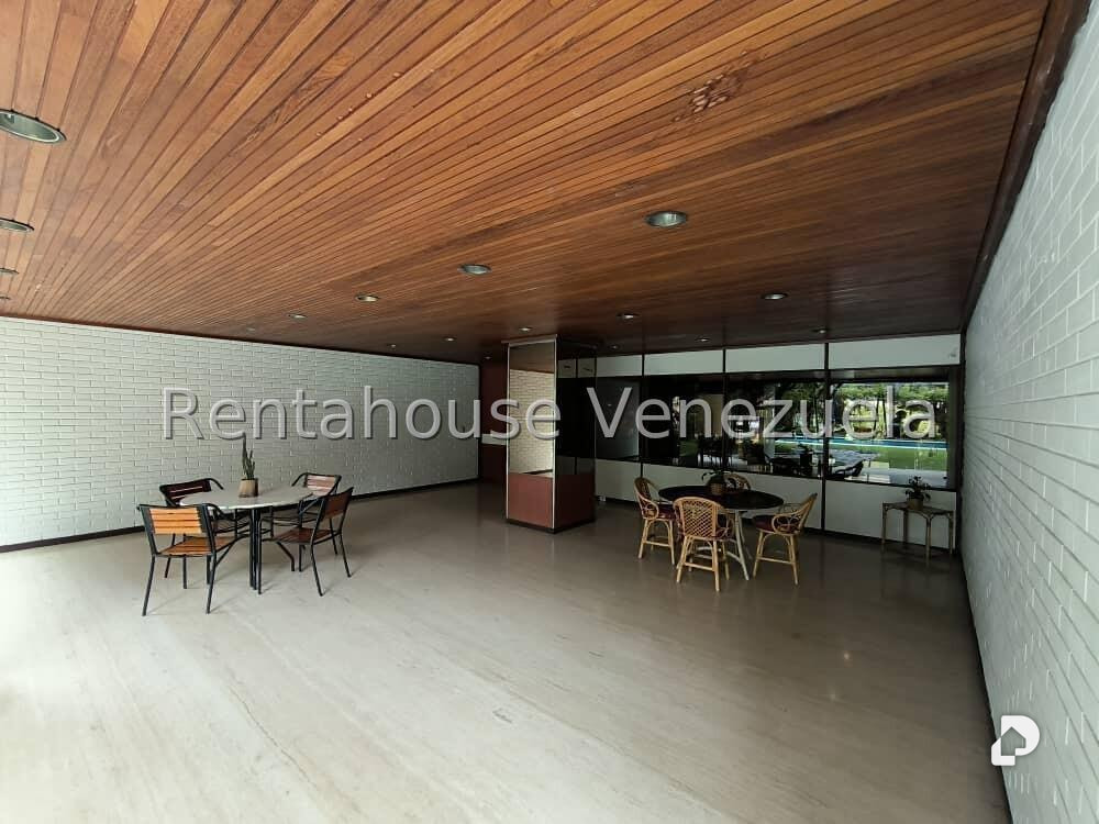 Apartamento en Altamira, Caracas – 2