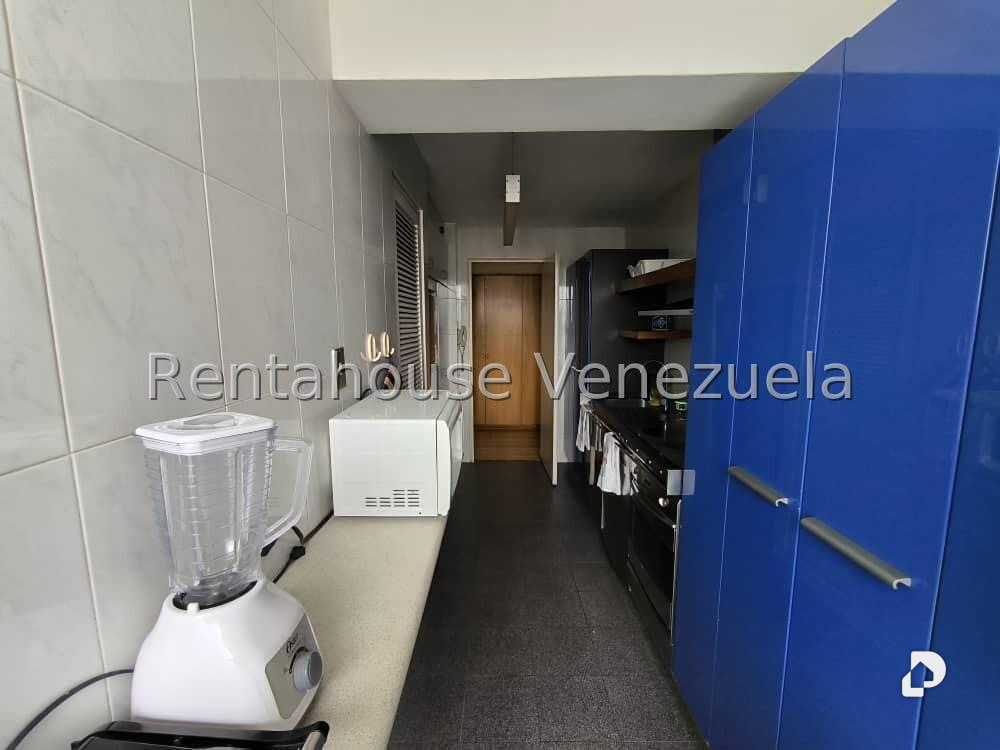 Apartamento en Altamira, Caracas – 12