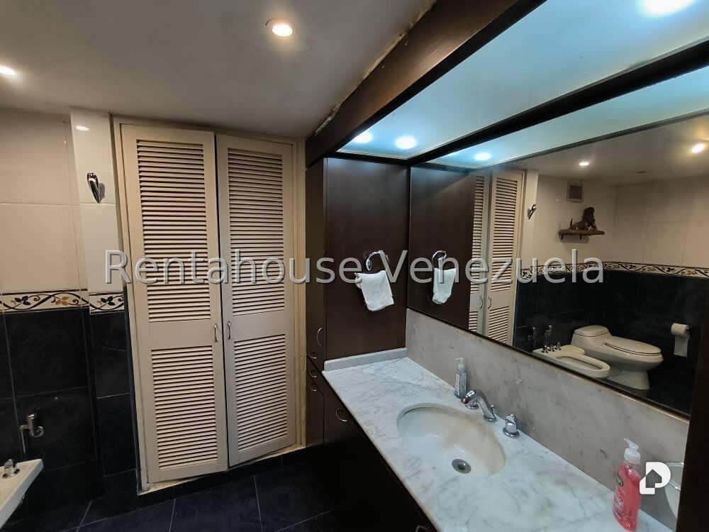 Apartamento en Altamira, Caracas – 18