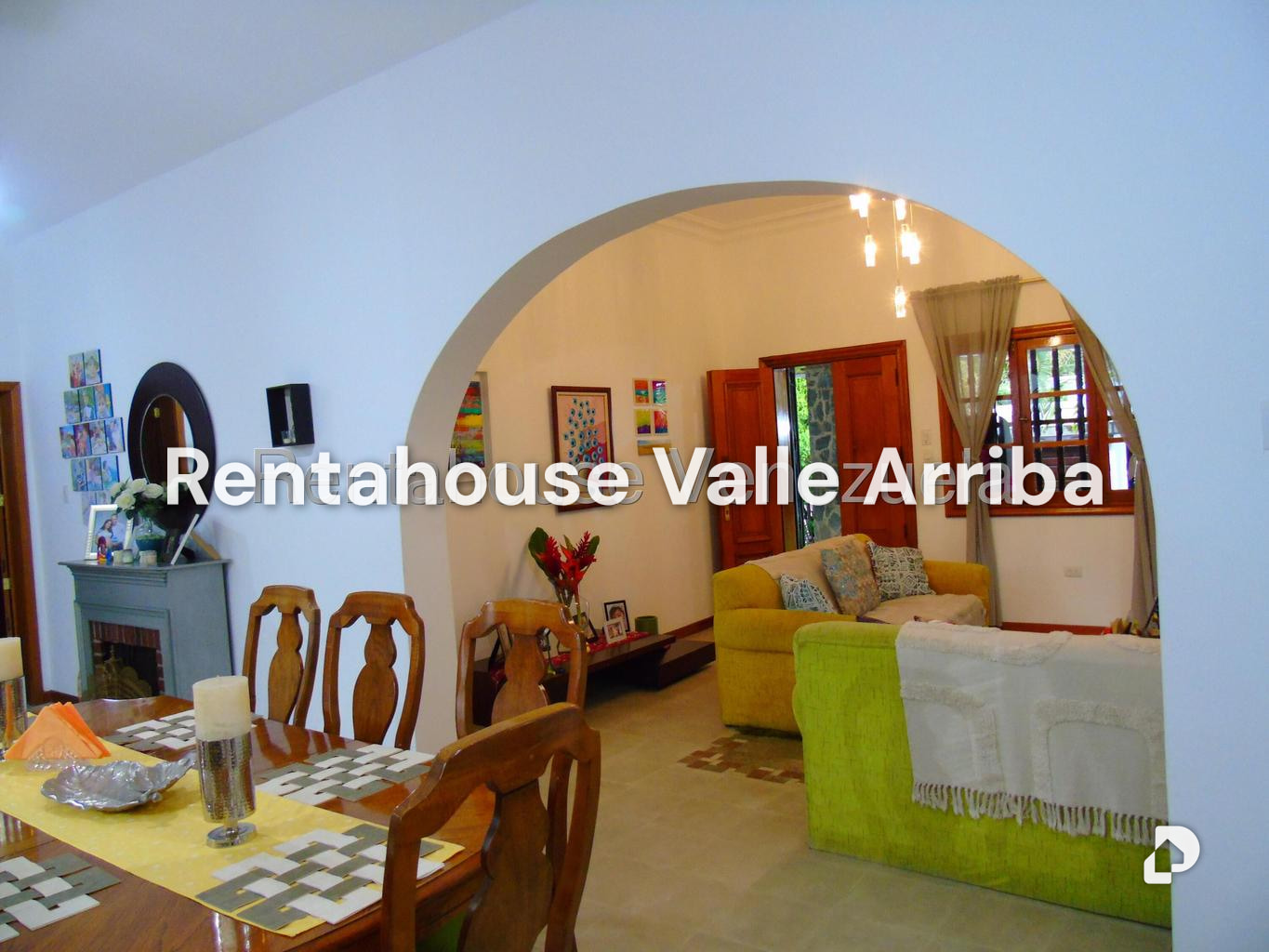 Casa en Altamira, Caracas – 13