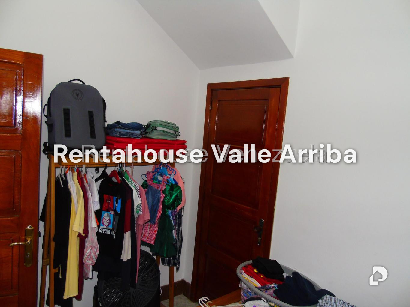 Casa en Altamira, Caracas – 30
