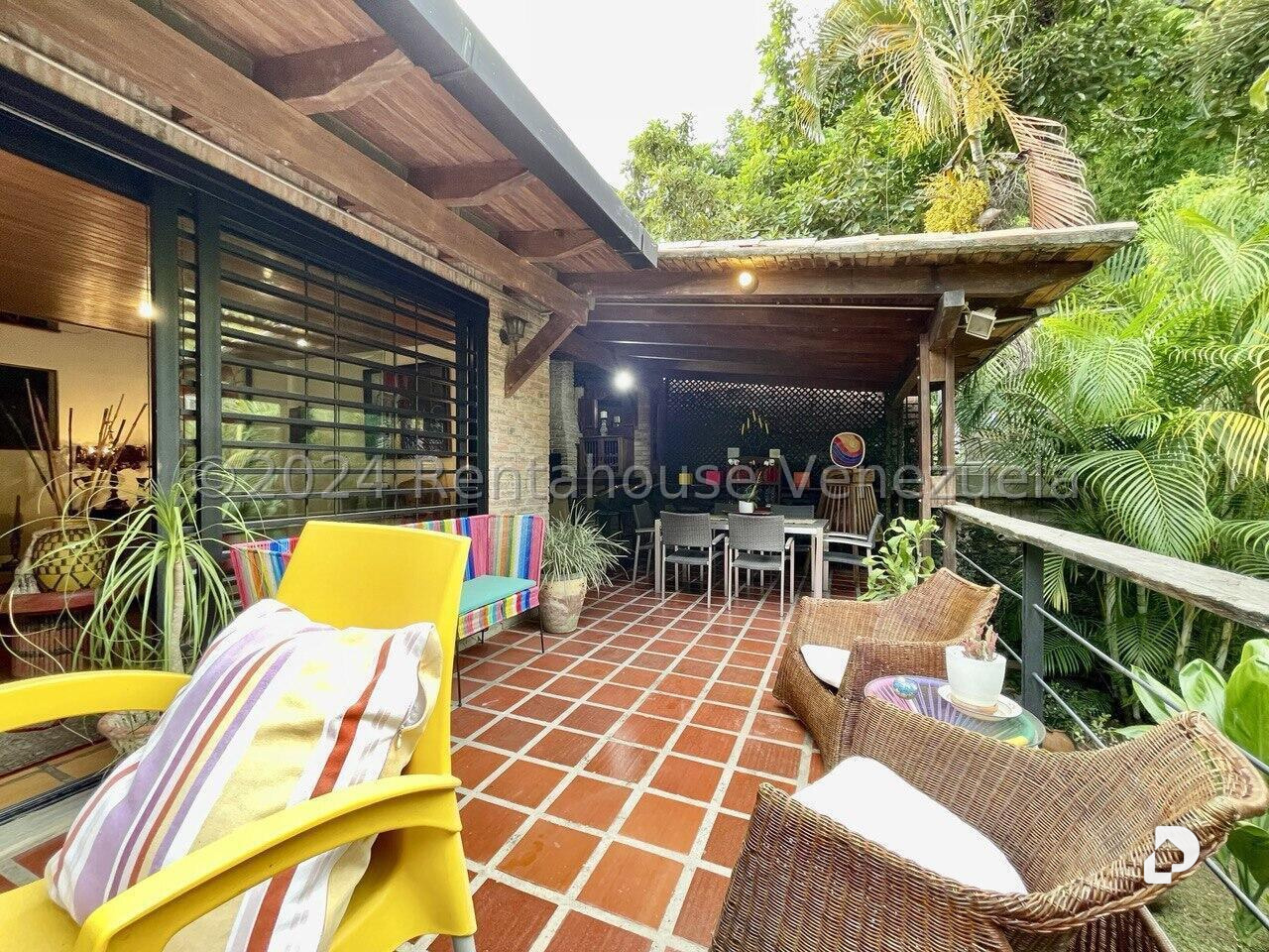 Casa en Los Palos Grandes, Caracas – 29