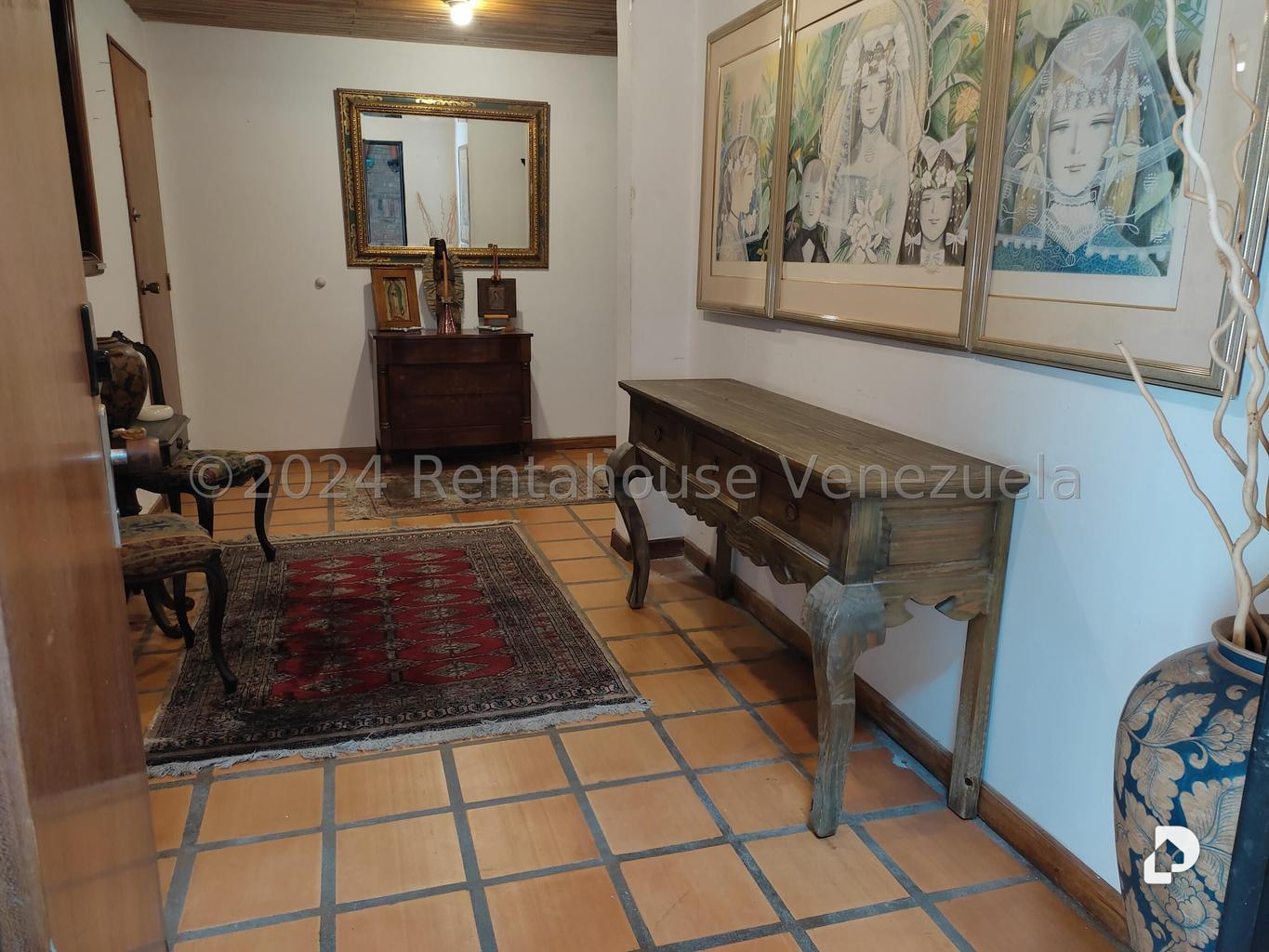Casa en Los Palos Grandes, Caracas – 2