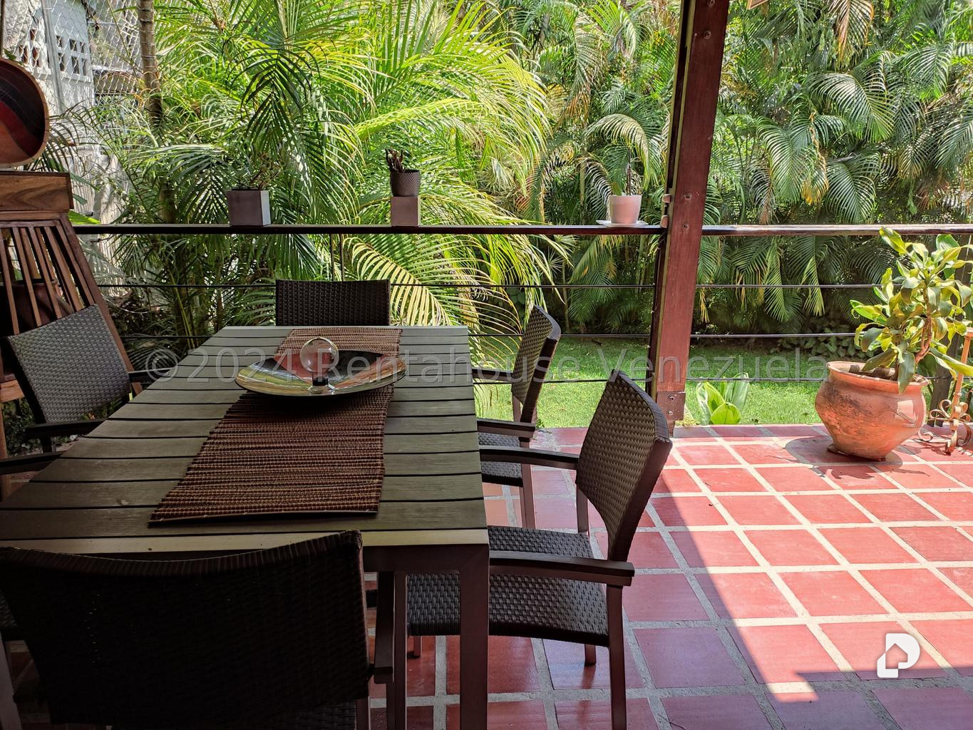 Casa en Los Palos Grandes, Caracas – 10