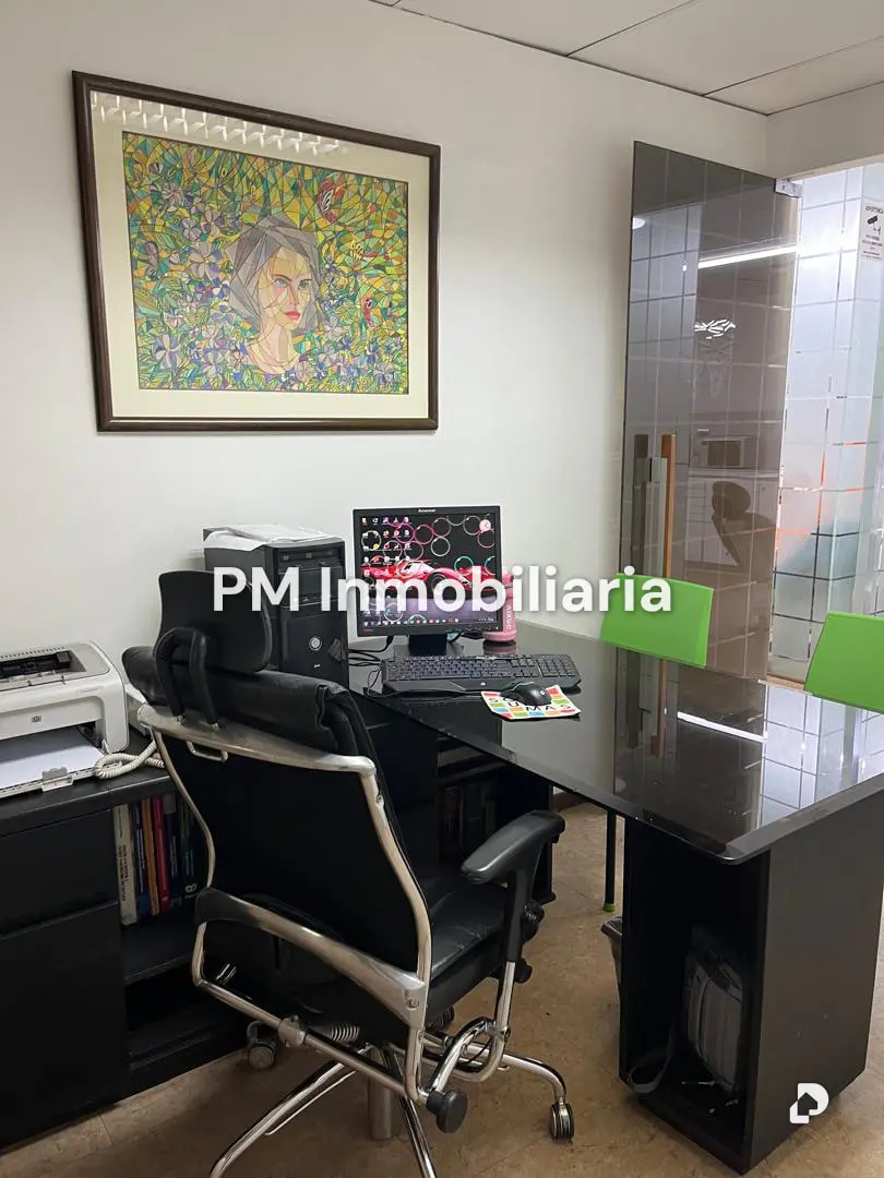 Oficina en Colinas de Bello Monte, Caracas – 11