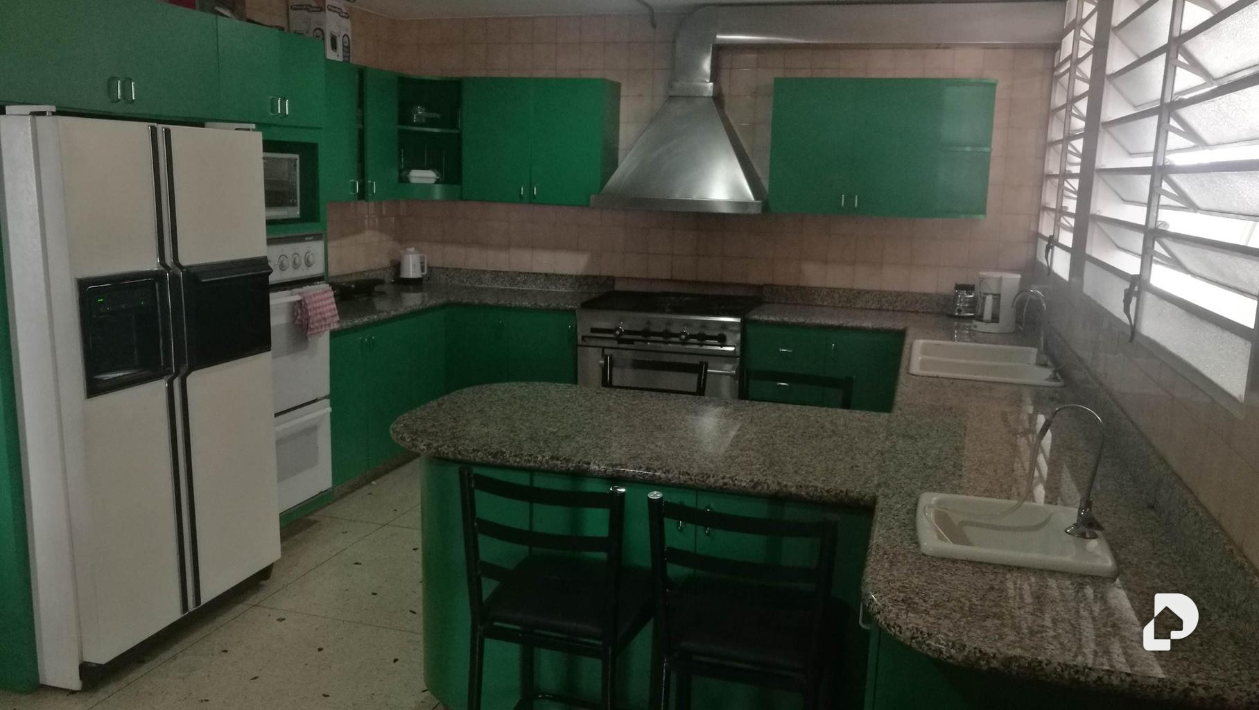 Casa en Colinas de Bello Monte, Caracas – 30