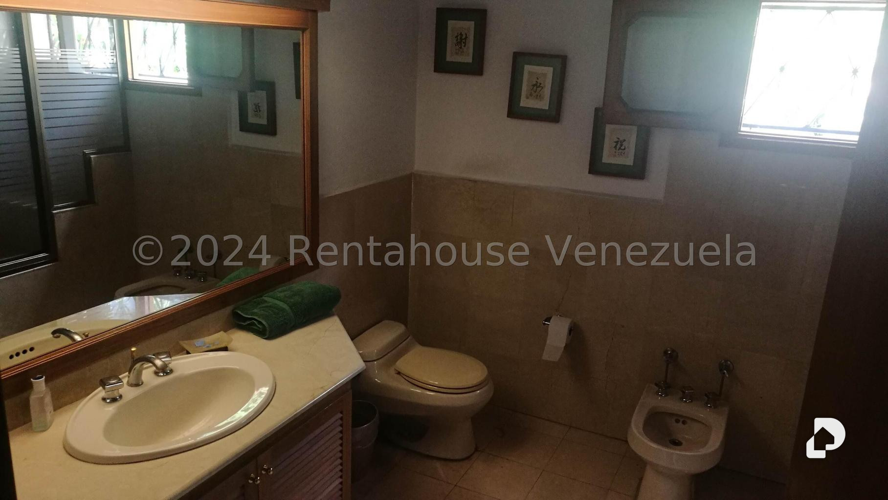 Casa en Colinas de Bello Monte, Caracas – 24
