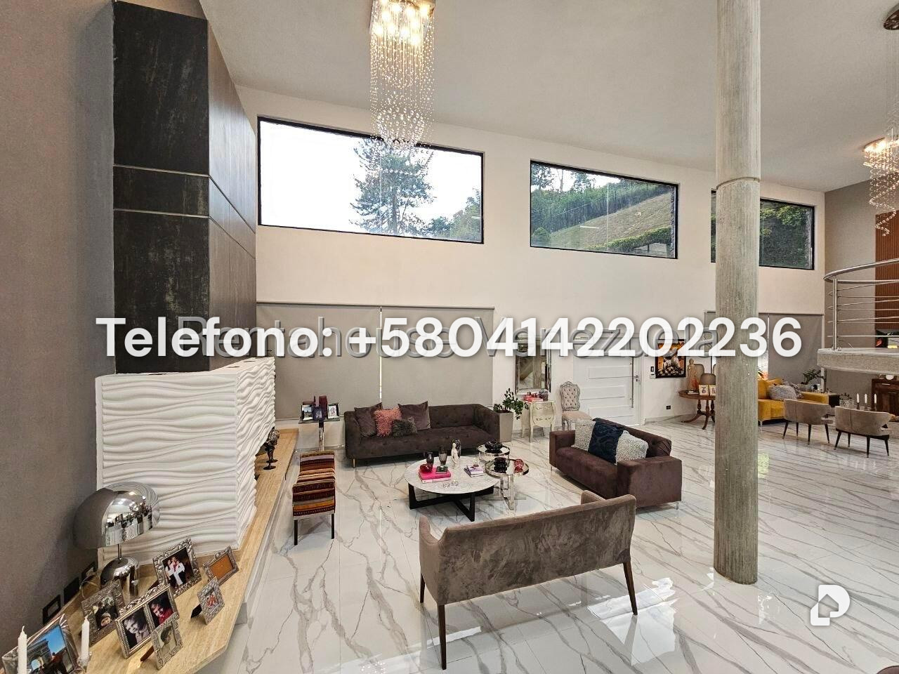 Casa en La Lagunita Country Club, Caracas