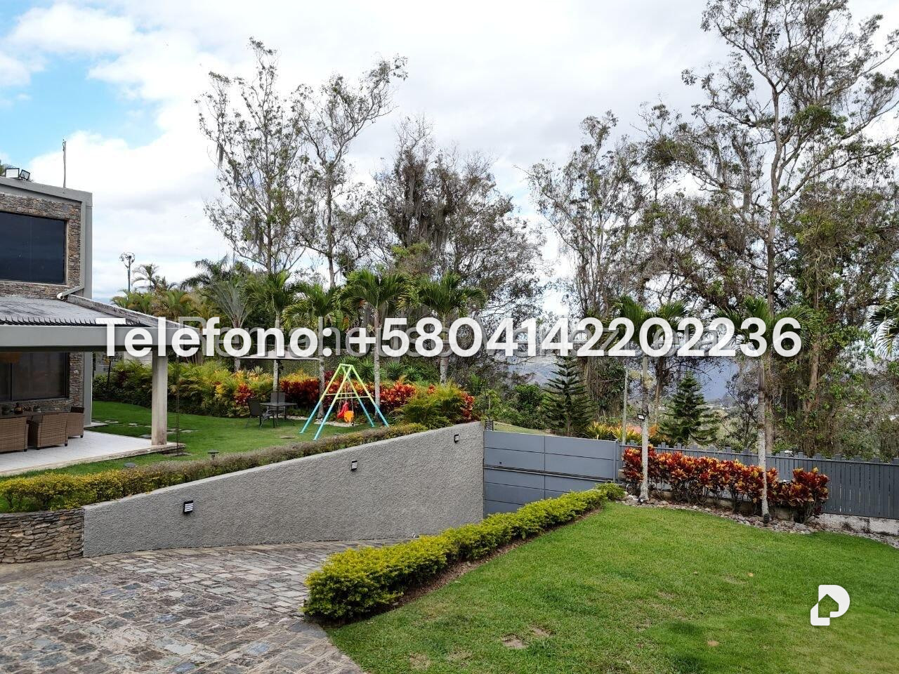 Casa en La Lagunita Country Club, Caracas