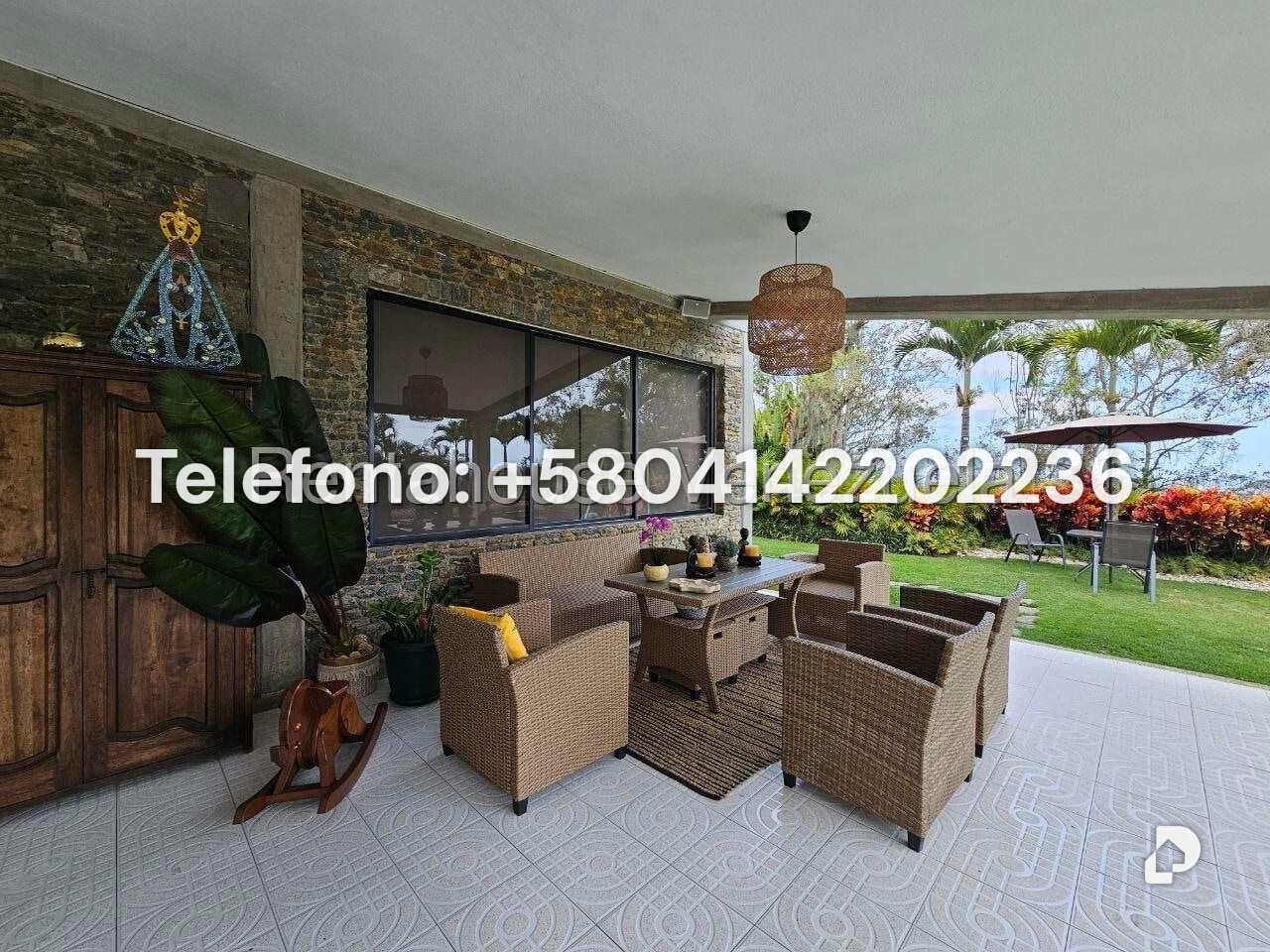 Casa en La Lagunita Country Club, Caracas