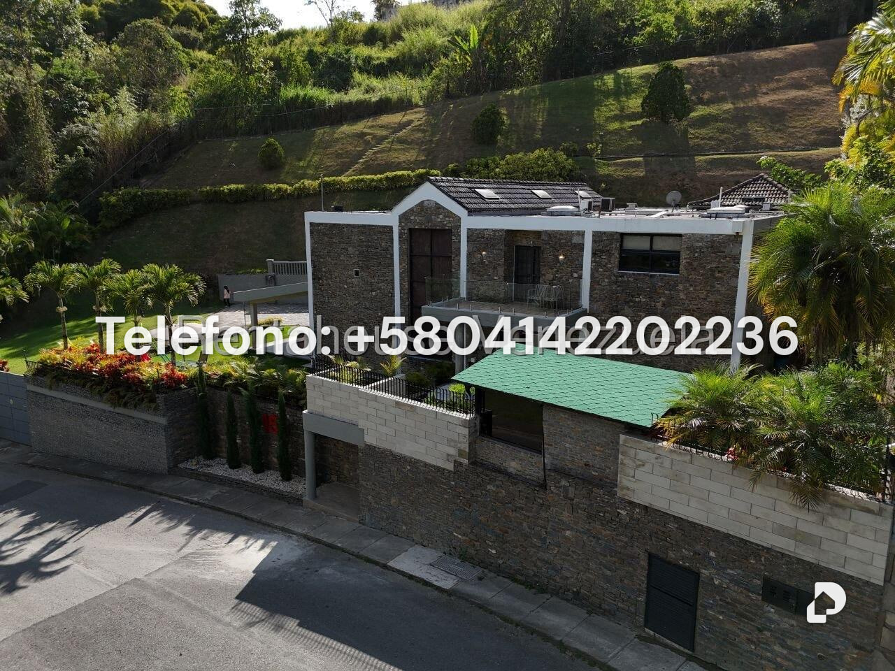 Casa en La Lagunita Country Club, Caracas